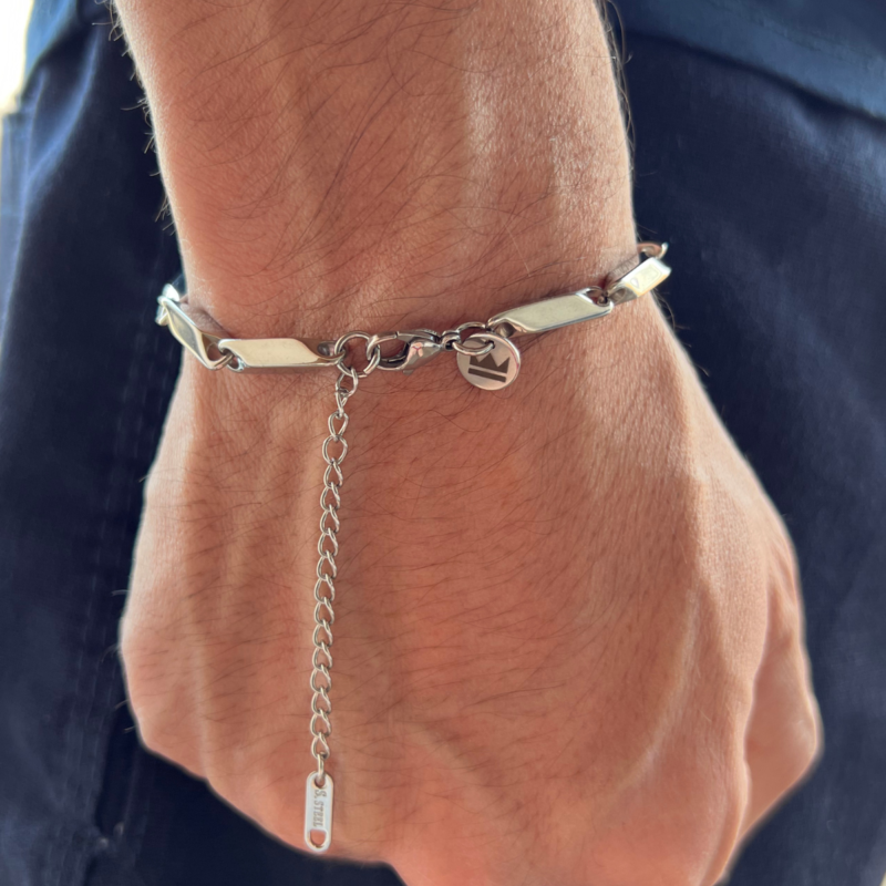 pulseira-pesaro-em-aco-inox-com-logo-4men