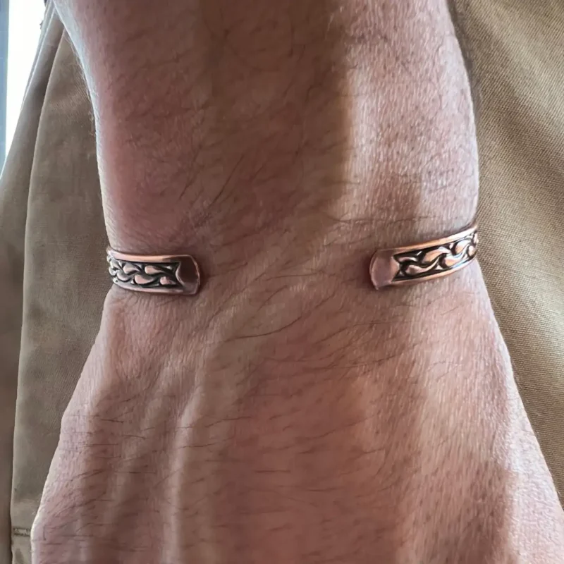 bracelete-positano-em-niquel-cobre-detalhe
