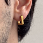 brinco-ragnar-quadrado-em-aco-inox-dourado