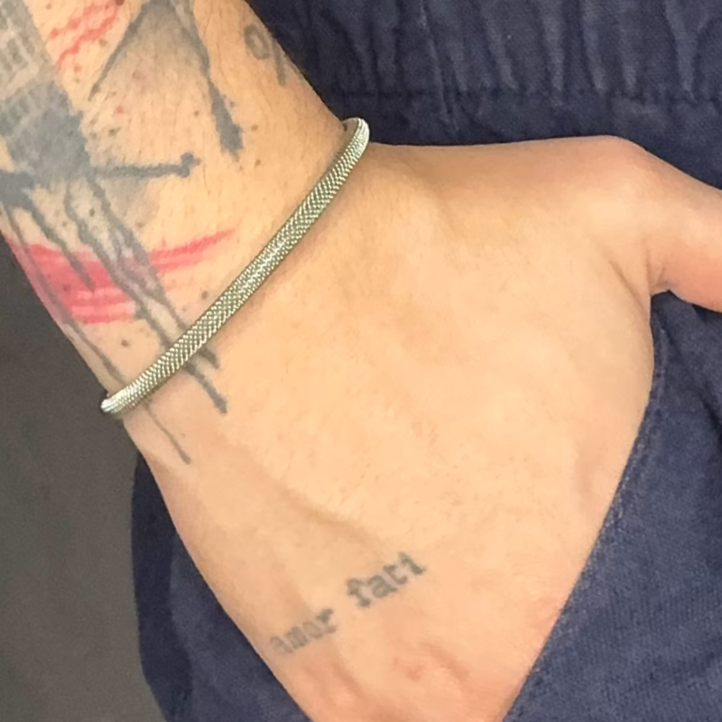 bracelete-masculino-budelli-prateado-detalhe