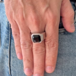 anel-kahn-em-aco-inox-preto-e-prata