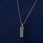 colar-zeryn-em-aco-inox-prata-detalhe