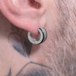 par-de-brinco-celara-argola-em-aco-inox-prata-detalhe