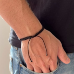 pulseira-ezio-de-macrame-preta-detalhe