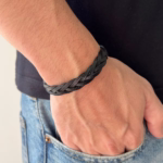 pulseira-kaius-de-couro-trancado-preta-ajustavel