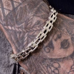 pulseira-montezo-em-aco-inox-prata-detalhe