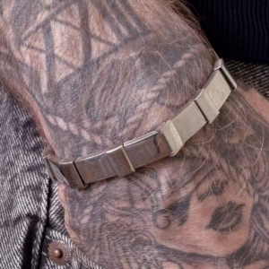 pulseira-vittaro-em-aco-inoxidavel-prata-detalhe