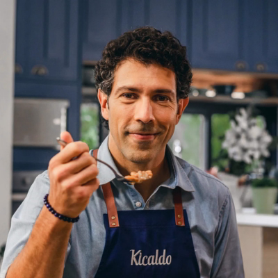 rodrigo-mocoto-com-pulseira-4men