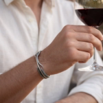 bracelete-pena-em-aco-inox-ajustavel-4men