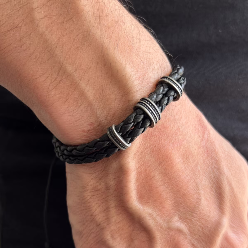 pulseira-nain-de-couro-preto-ajustavel pulseira-nain-de-couro-preto-ajustavel